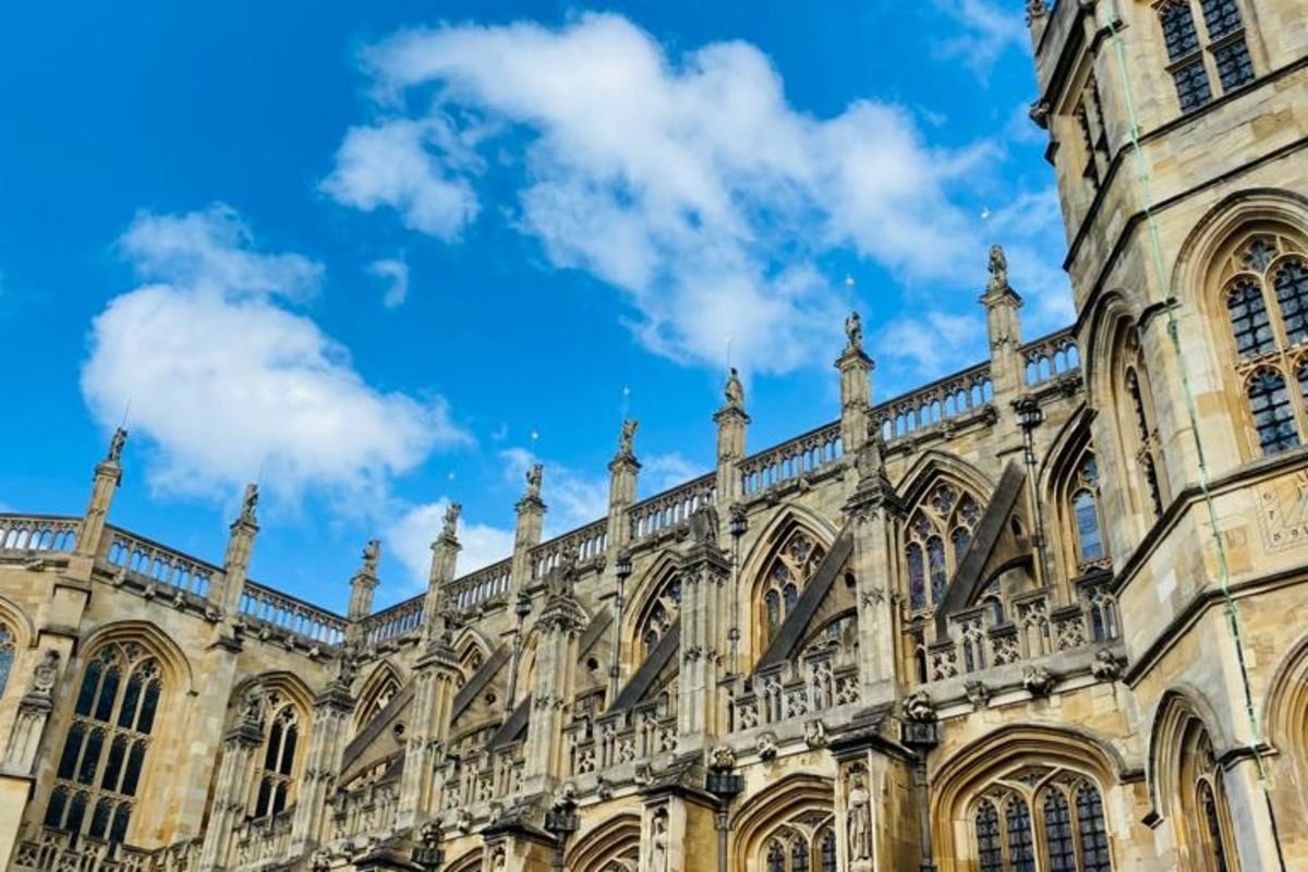 [2023] Westminster Abbey to Windsor Castle: A Royal Journey