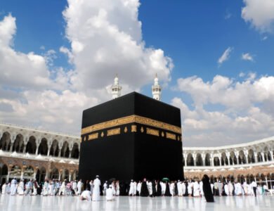 Why Early Booking is Essential for Umrah Pilgrims