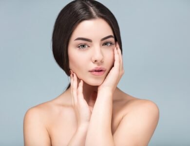 How Doxycycline 100 mg Helps Treat Acne and Other Infections